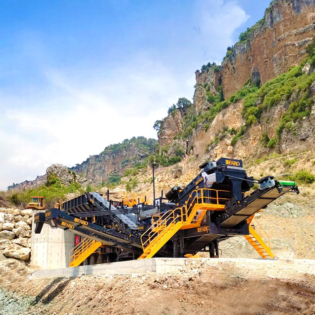 Taşınabilir Taş Kırma Makinası