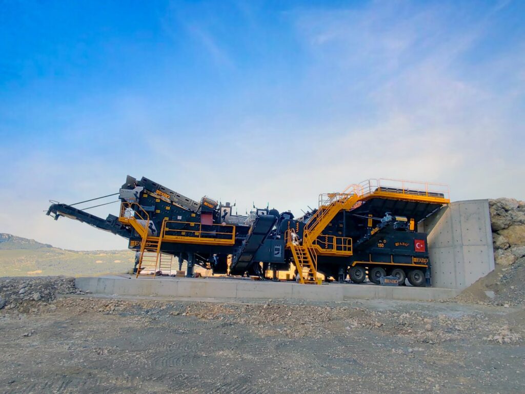 mobile cruhsing screening plant