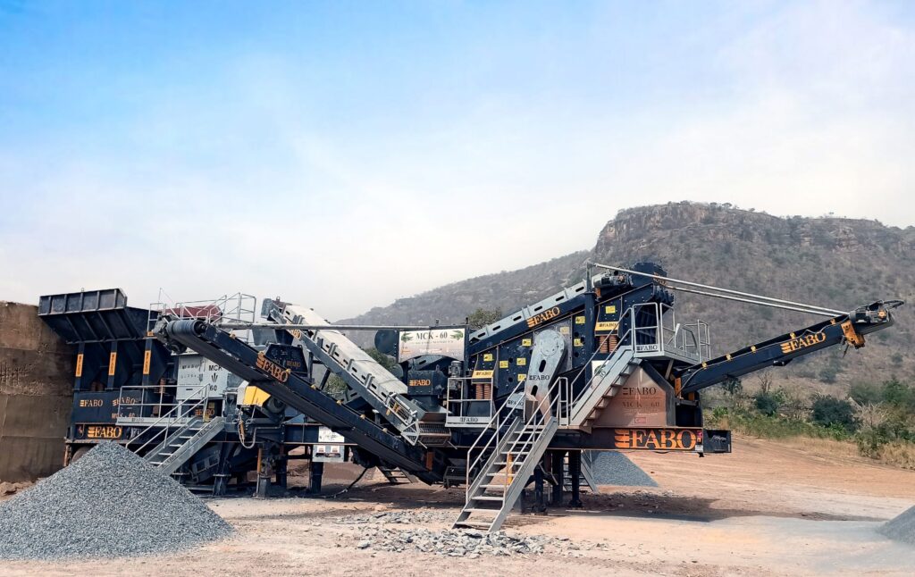 mobile hard stone crushing screening plant
