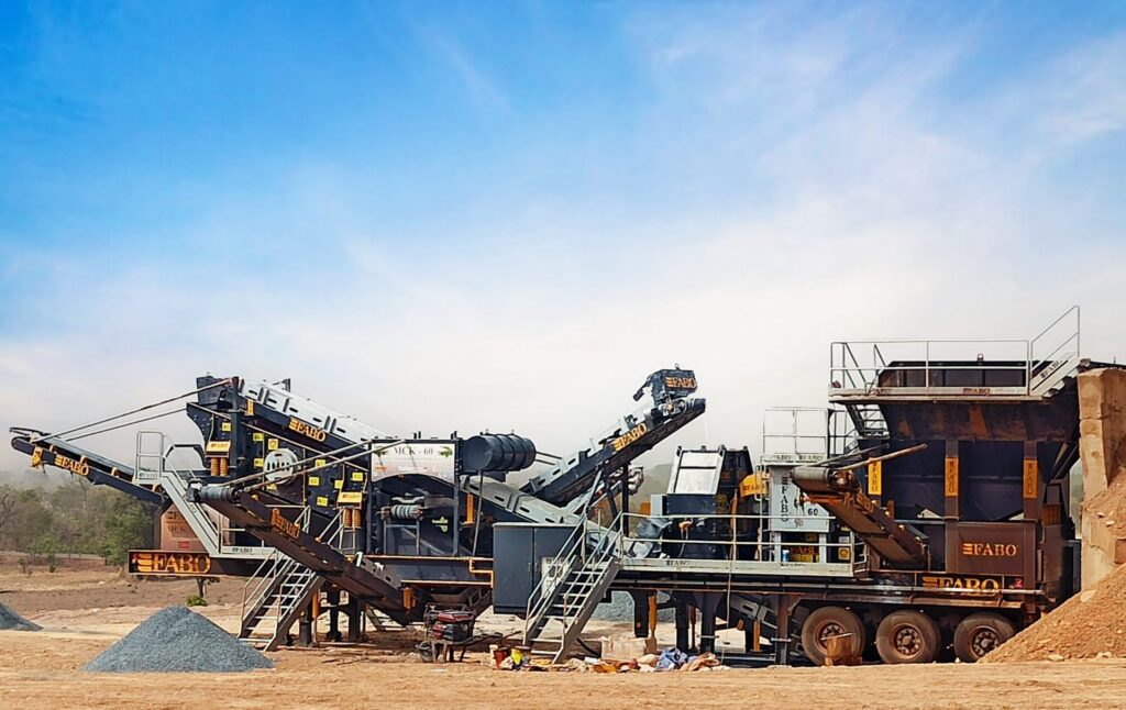 mobile hard stone crushing screening plant